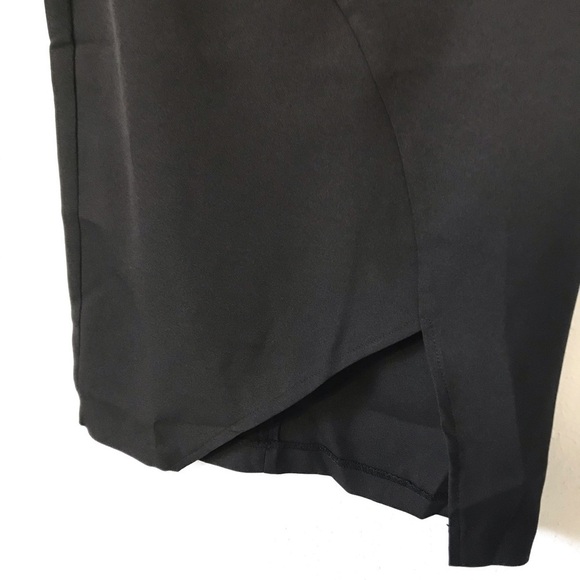 Few Moda Bell Sleeved Dress w/Exposed Zipper D05 - Picture 7 of 11